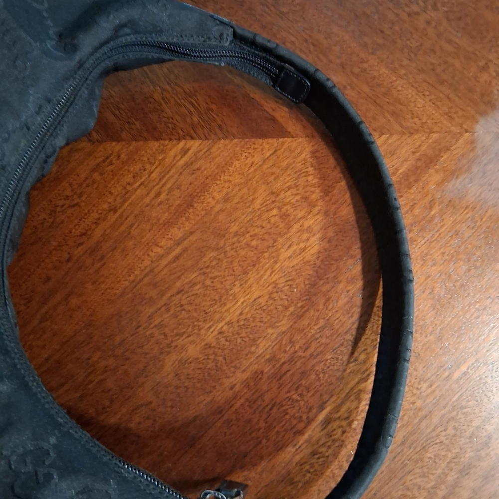 Gucci Brown Monogram Shoulder Bag - Picture 11 of 15